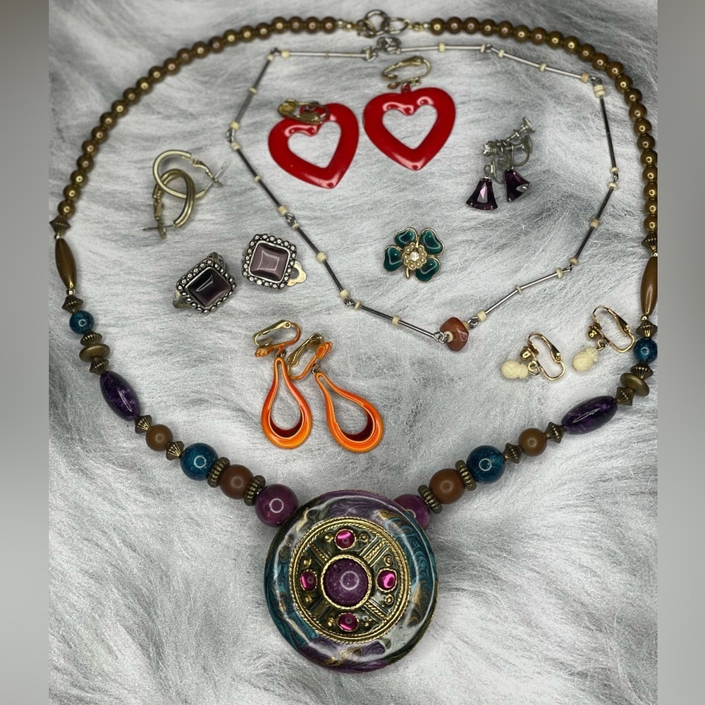 9 Piece Jewelry Lot - Some Vintage